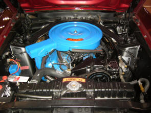 FMOC Mustang 69 konehuone